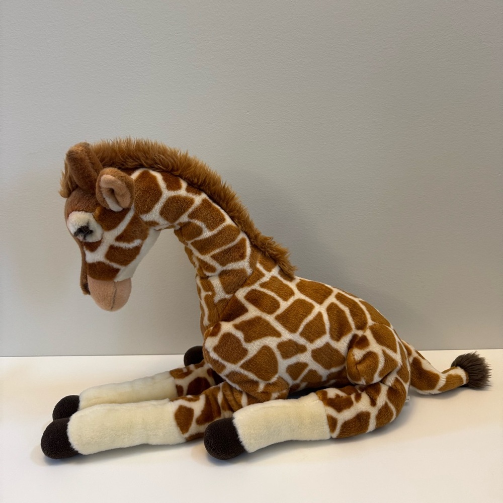 FAO Schwartz 24” Plush Giraffe Stuffed Animal